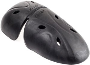 Protectores de codos y rodillas SAS-TEC SC-1/82 ¡Tecnología de punta para mayor seguridad! Los SAS-TEC SC-1/82 son protectores 3D de espuma viscoelástica suave con excelentes valores de absorción de impactos. Sus orificios de ventilación los hacen ideales para prendas textiles transpirables. Características: Espuma viscoelástica suave Aberturas de ventilación para transpirabilidad. Peso ligero Valores de absorción de impactos: Fuerza residual inferior a 15 kN (Valor límite Nivel 2: 20 kN) El protector no se destruye con un impacto Lavable (lavado a mano por separado / absorción de agua inferior al uno por ciento) Recomendado para uso en la zona del codo y la rodilla. Presupuesto: Uso: Zona del codo y la rodilla. Tamaño: Tipo B (grande) Peso: aprox. 85 g cada uno Dimensiones (largo/ancho/alto): aprox. 285 / 185 / 14 mm Nivel de protección: 2 Los protectores superan en aproximadamente un 25 por ciento la norma requerida EN 1621-1:2012, nivel 2. Contenido: 2 protectores de codos y rodillas SAS-TEC SC-1/82